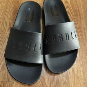 NOBULL  slides unisex SIZE  M7/ W 8.5 Black